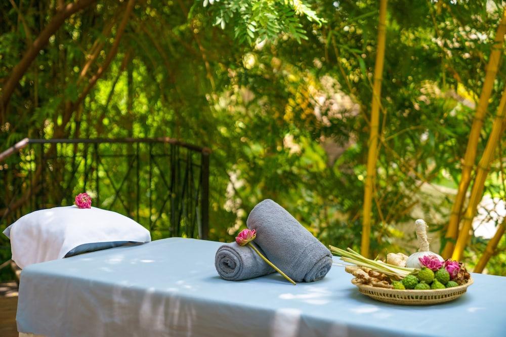 Heritage Suites Hotel Siem Reap Exteriör bild