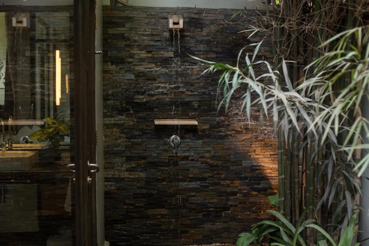 Heritage Suites Hotel Siem Reap Exteriör bild